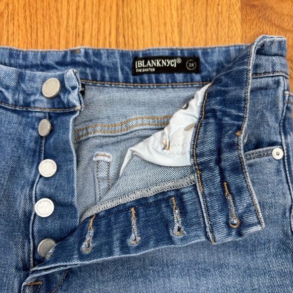 BLANK NYC The Baxter Ribcage Straight Leg High Rise Distressed Denim Jeans 28 6 - Picture 15 of 17